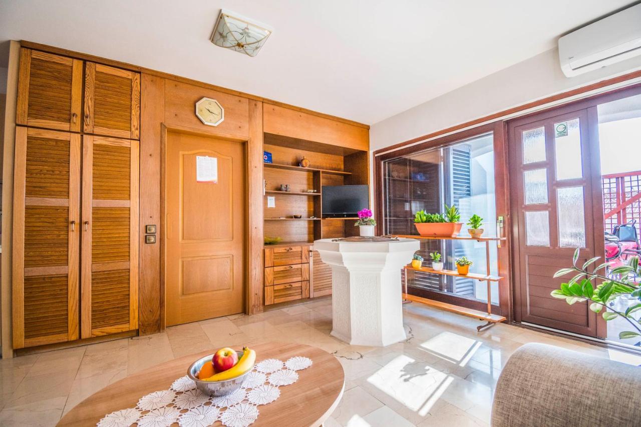 Apartments Grand & Plav In Krk Đảo Krk Ngoại thất bức ảnh